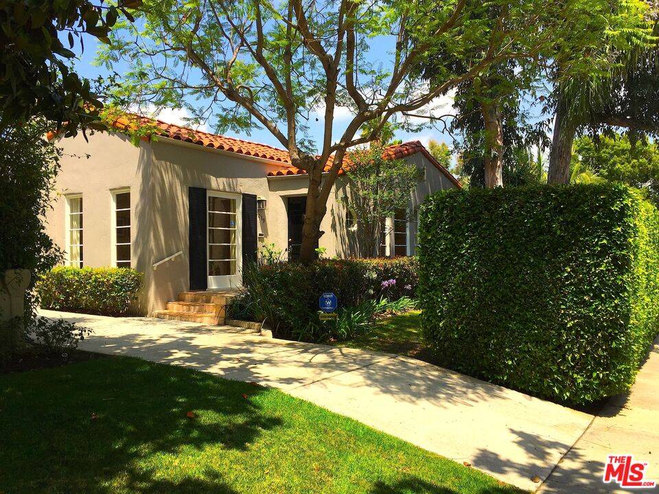 9019   Rosewood Ave 3BR Beverly Grove La
