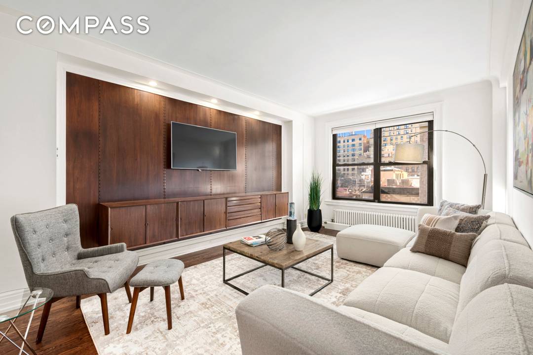 Own a Legendary Piece of New York History Babe Ruth s Former Home on the Upper West Side Calling all Yankees fans and lovers of New York City history !