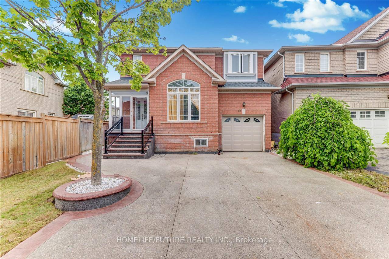 A MUST SEE ! ! Location !