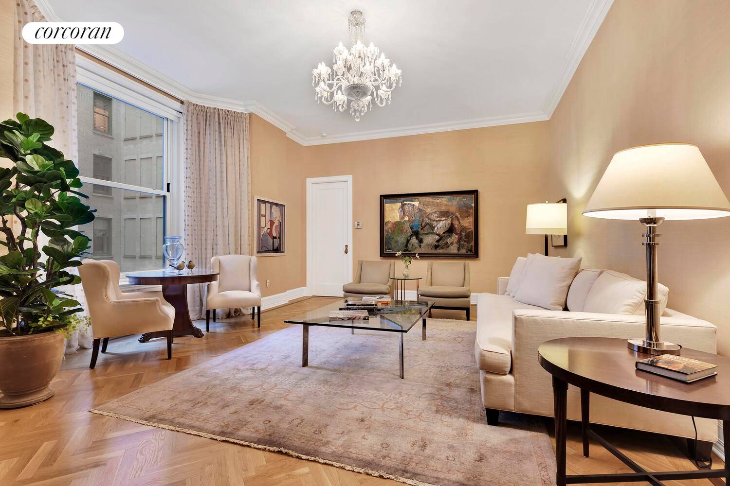 Amazing Two Bedroom Two bath, has western exposures and faces the sunny Plaza Gardens, reflecting pools and landscaped gardens.
