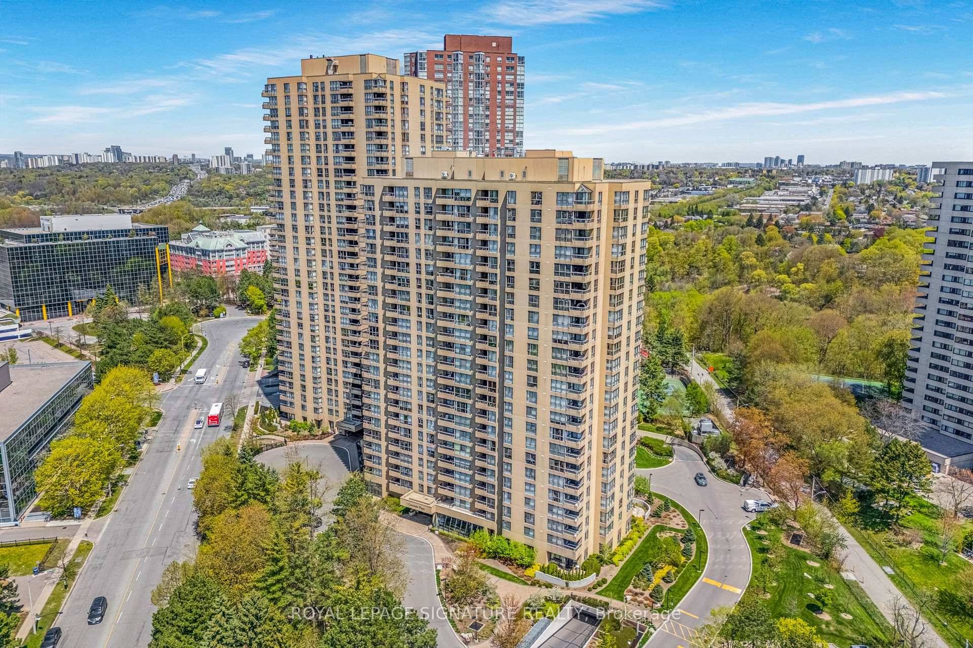 Welcome home to this wonderful, bright, and spacious 2080 square foot bungalow in the sky.