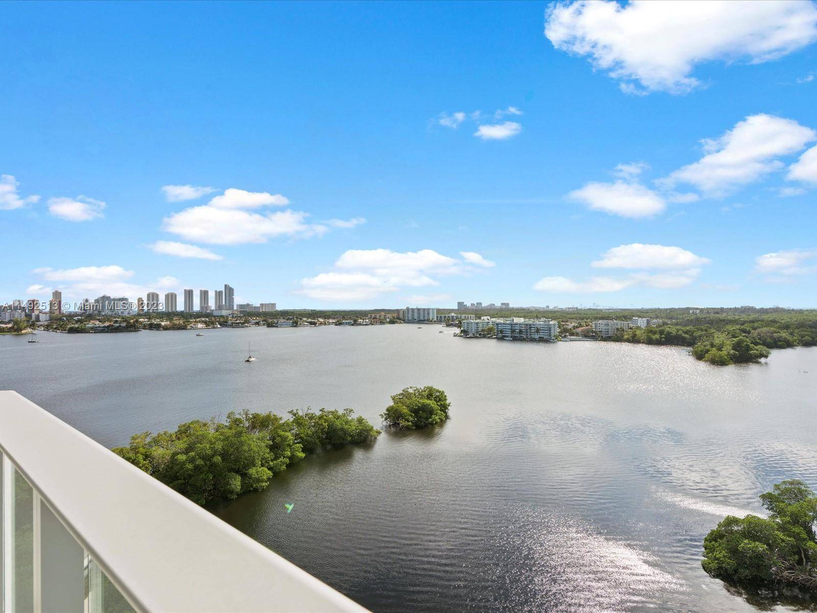 Introducing an exquisite 2 bedroom 3 bathroom unit plus DEN, boasting direct bay and intracoastal views.