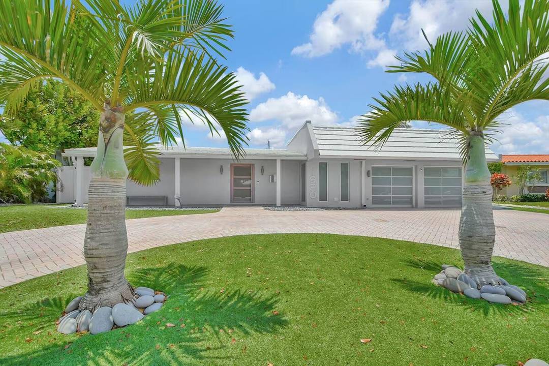 Fully upgraded 4 bedroom, 3 bathroom pool home located just minutes from Lauderdale by the Sea and Fort Lauderdale Beach.