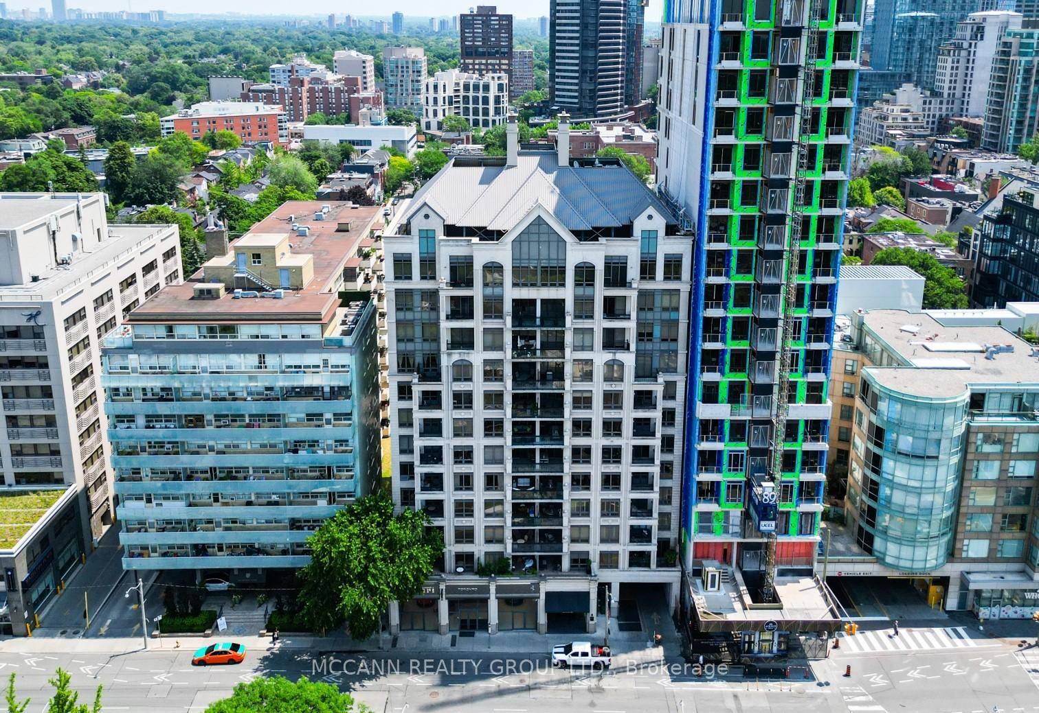 Welcome to this beautifully appointed 2 1 bedroom, 2 bathroom suite in the prestigious 99 Avenue Road.