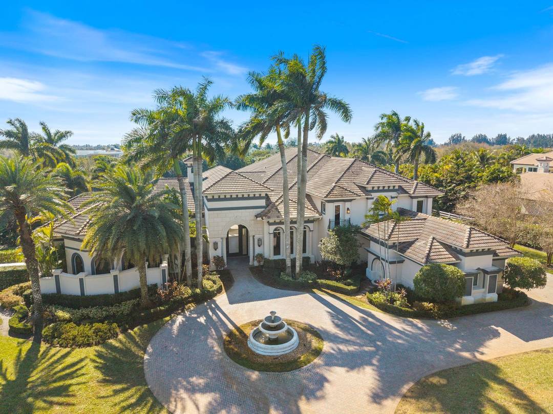 Luxury estate in prestigious Landmark Ranch Estates on 2.