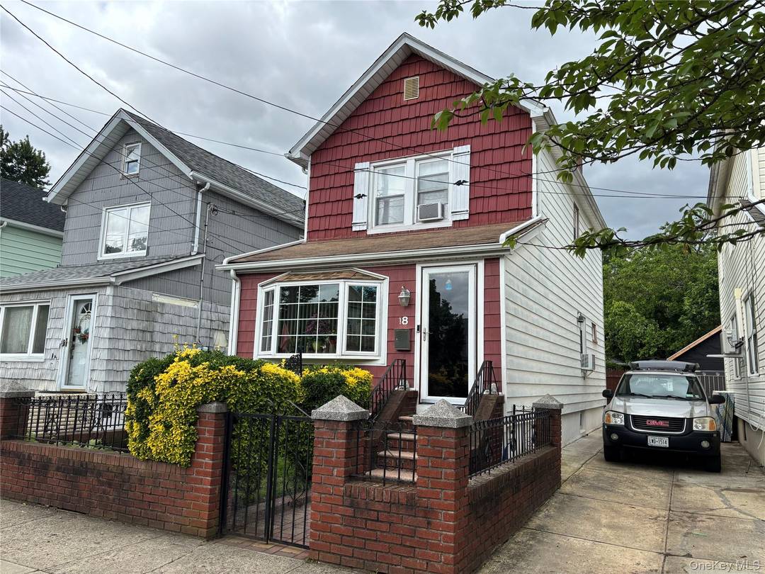 Detached colonial with 3 bedrooms 2 bath, full finished basement, 1 car garage,, private driveway.