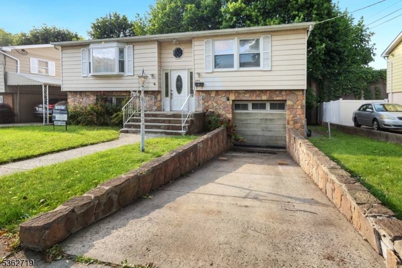 Welcome to this Beautiful Bi Level in the Lakeview Section of Paterson, NJ.