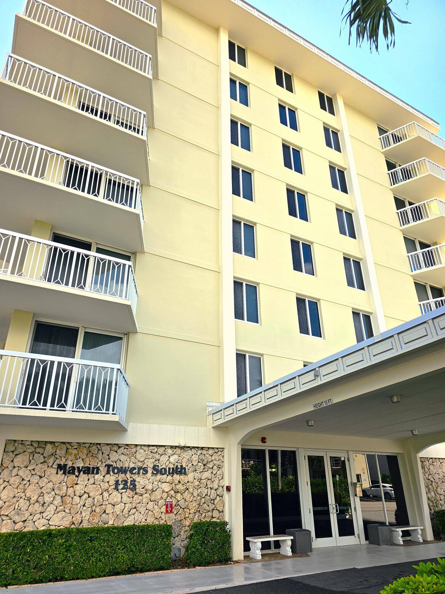 Escape to Paradise at Mayan Towers Condominium Discover the ultimate beachfront retreat in Palm Beach Shores on Singer Island, where tranquility meets luxury.