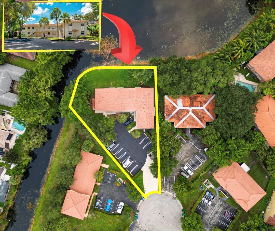 Fantastic Find ! ! ! 2 Story 7 Unit Apartment Building, In West Coral Springs On Over A Quarter Acre With Panoramic Views Of The Water !