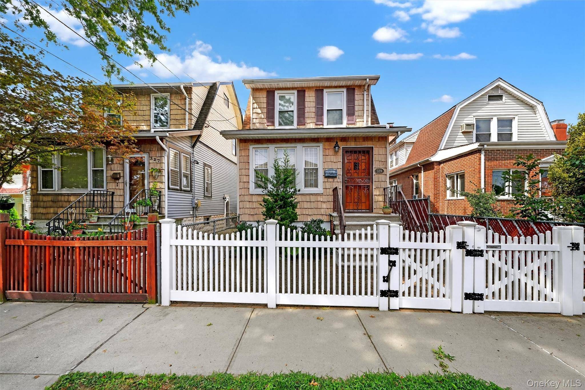 DETACHED single family, 3 bedrooms 2 bathrooms with finished basement.