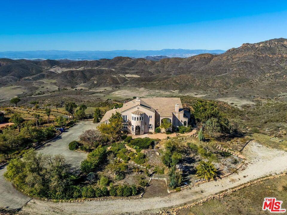 10827   Pacific View Dr 5.0 Malibu LA