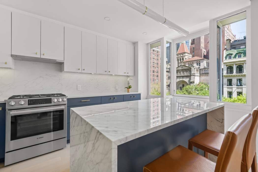 FURNISHED UNFURNISHED. Occupying the entire 4th floor, this mint condition, bright 2 bedroom, 2 bathroom 1, 231 sq.