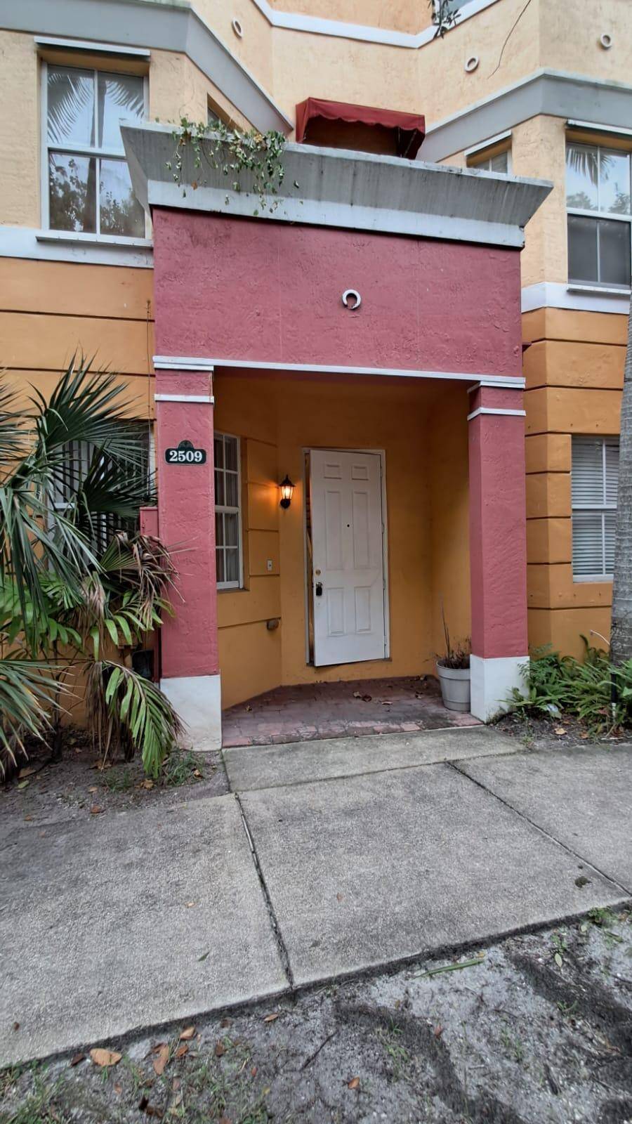 Large 3 3. 5 condo with attached 1 car garage.
