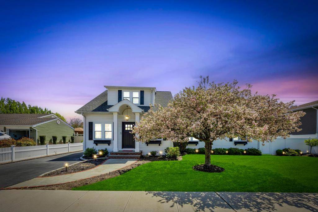 Expanded Cape with Spacious Layout amp ; Incredible Potential Welcome to this beautifully maintained expanded Cape, offering 4 bedrooms and 2 full bathrooms in a thoughtfully designed layout.
