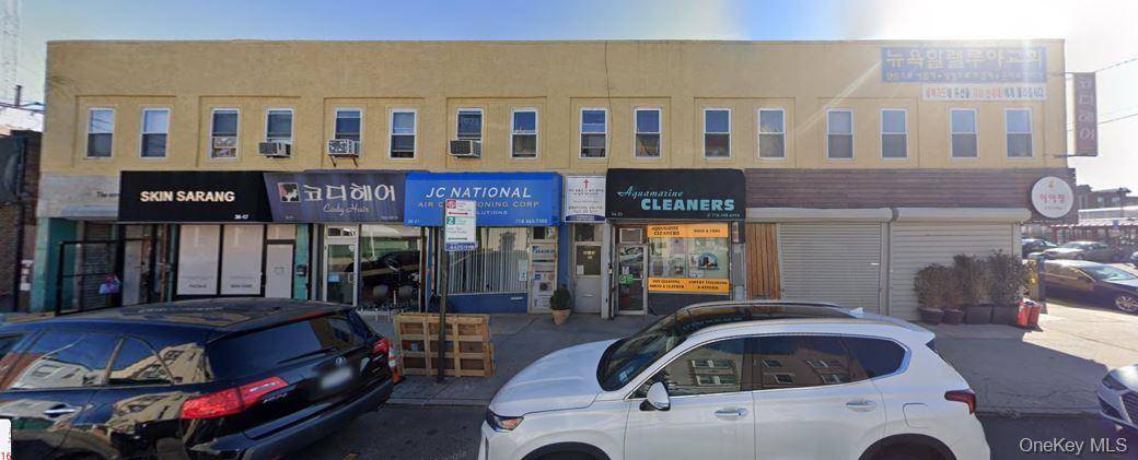 Prime Mixed Use Investment Opportunity Fully Leased 36 15 164th St.