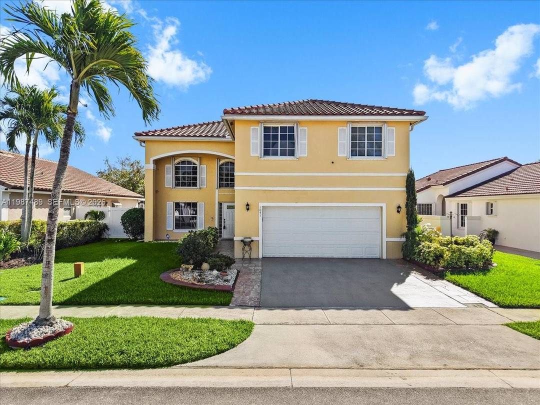 Brand new Paint inside. Beautiful 4 bedroom, 2.
