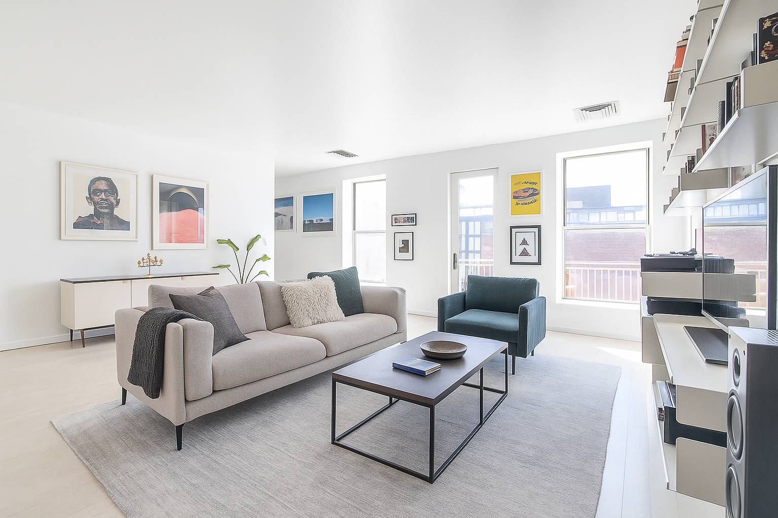 Step into the rare character and modern sophistication of Condo 503 at 20 Broadway ; A well oversized 1 bedroom home in one of Williamsburg s most iconic pre war ...