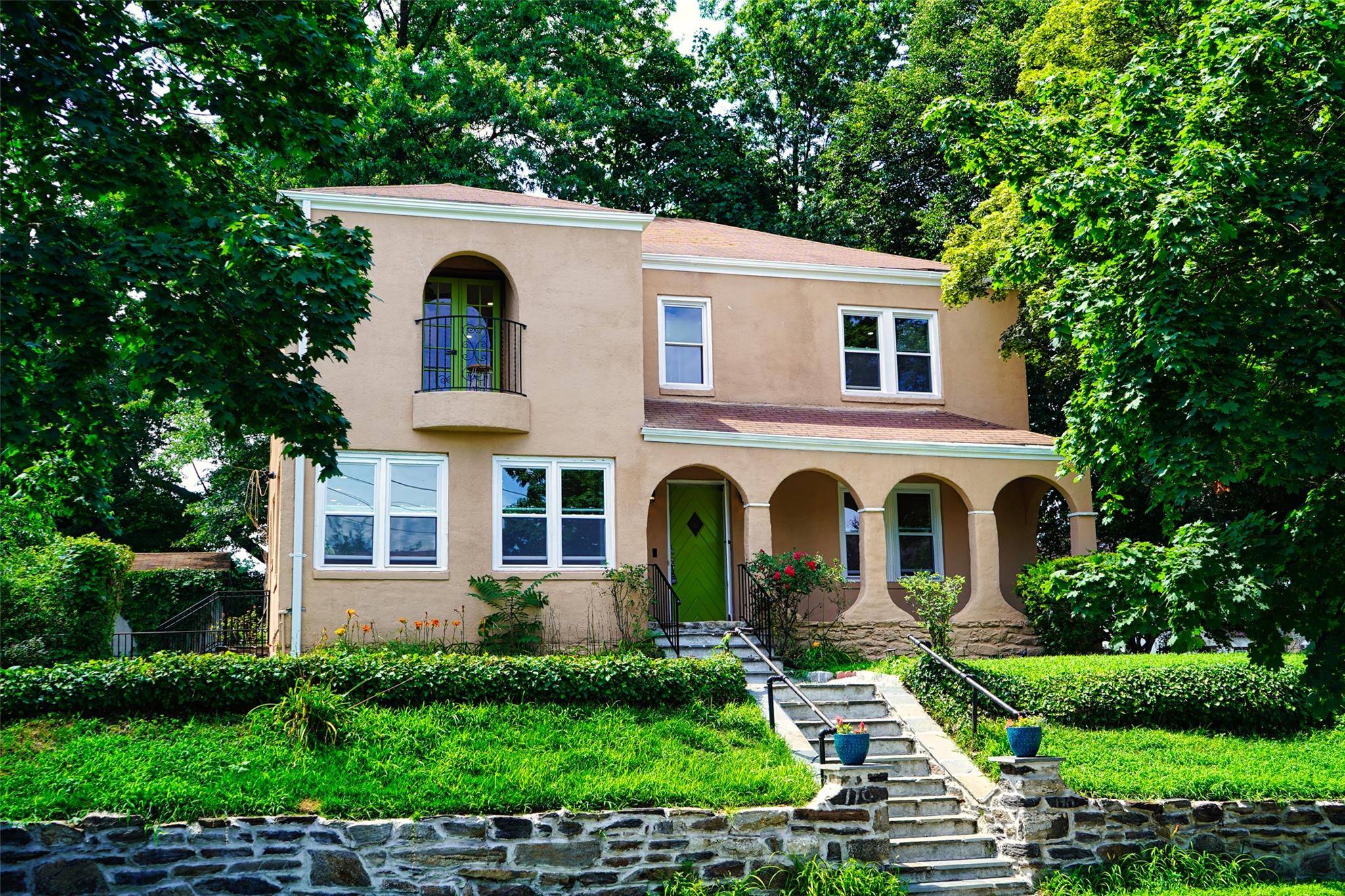 Welcome to 170 Lawrence Street a stunning Mid Century Mediterranean gem nestled in the heart of Fleetwood s Chester Hill Park section of Mount Vernon.