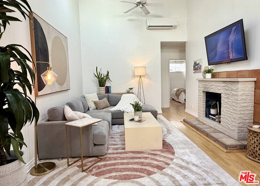 732   Navy St 3BR Santa Monica La