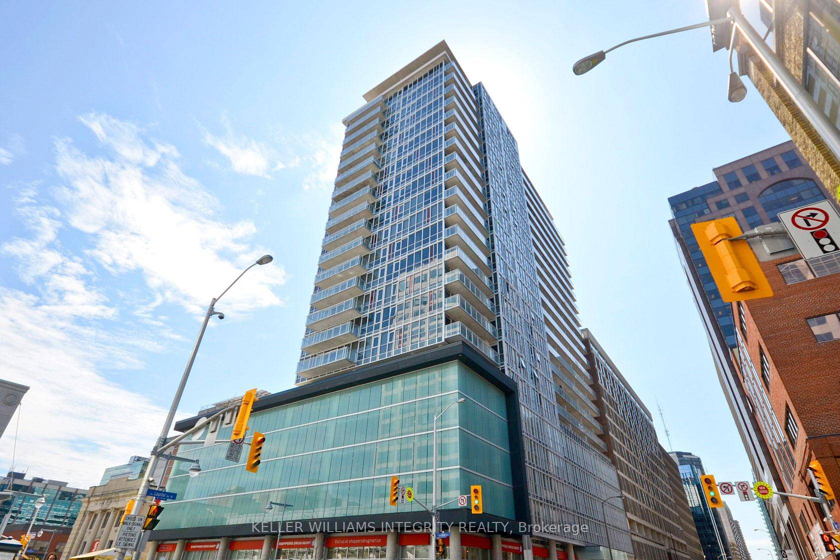 This unit is on the 17th floor with views of downtown South.