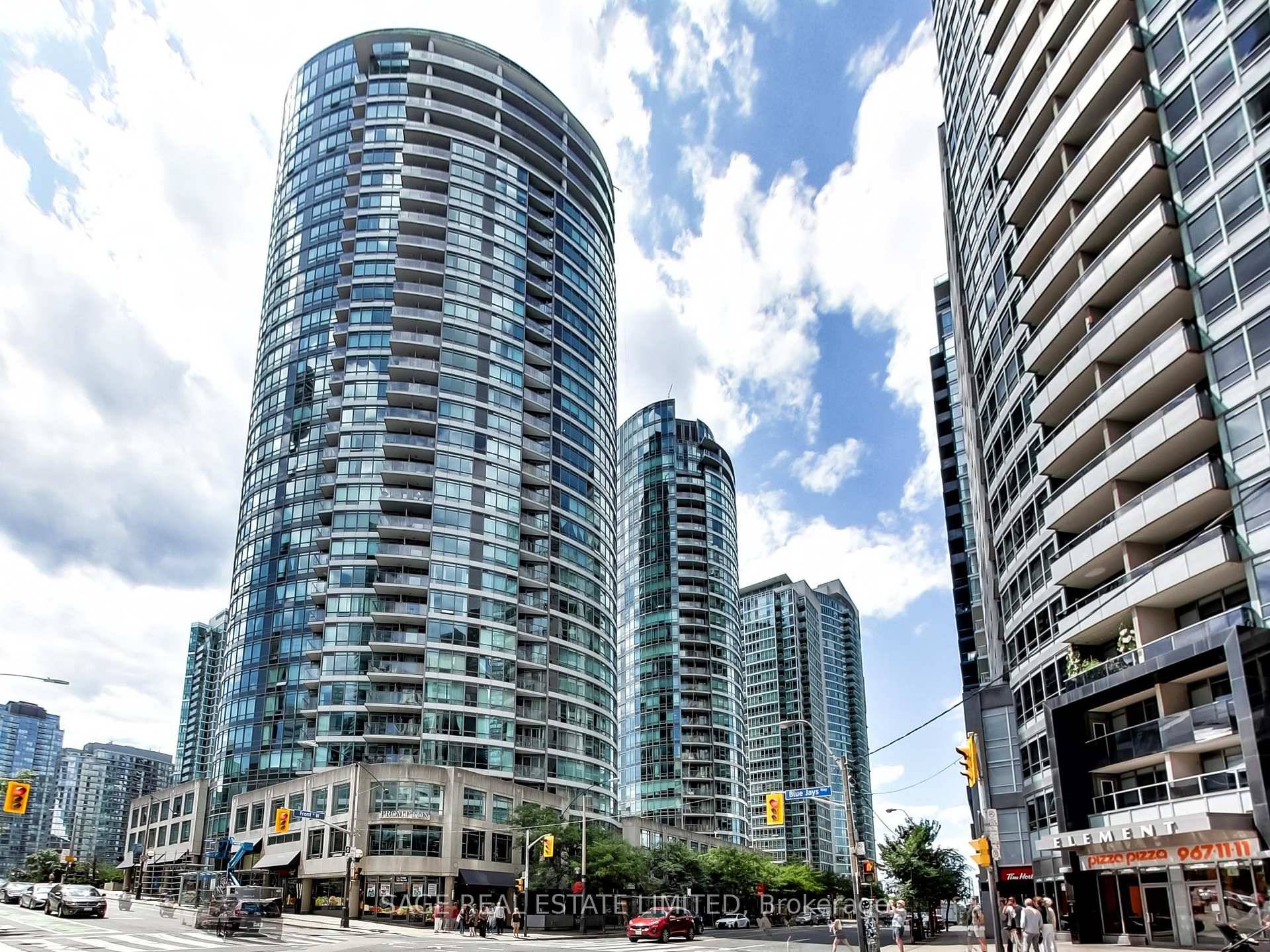 Light filled 2 bed den situated on the exclusive PH levels with fewer suites per floor !