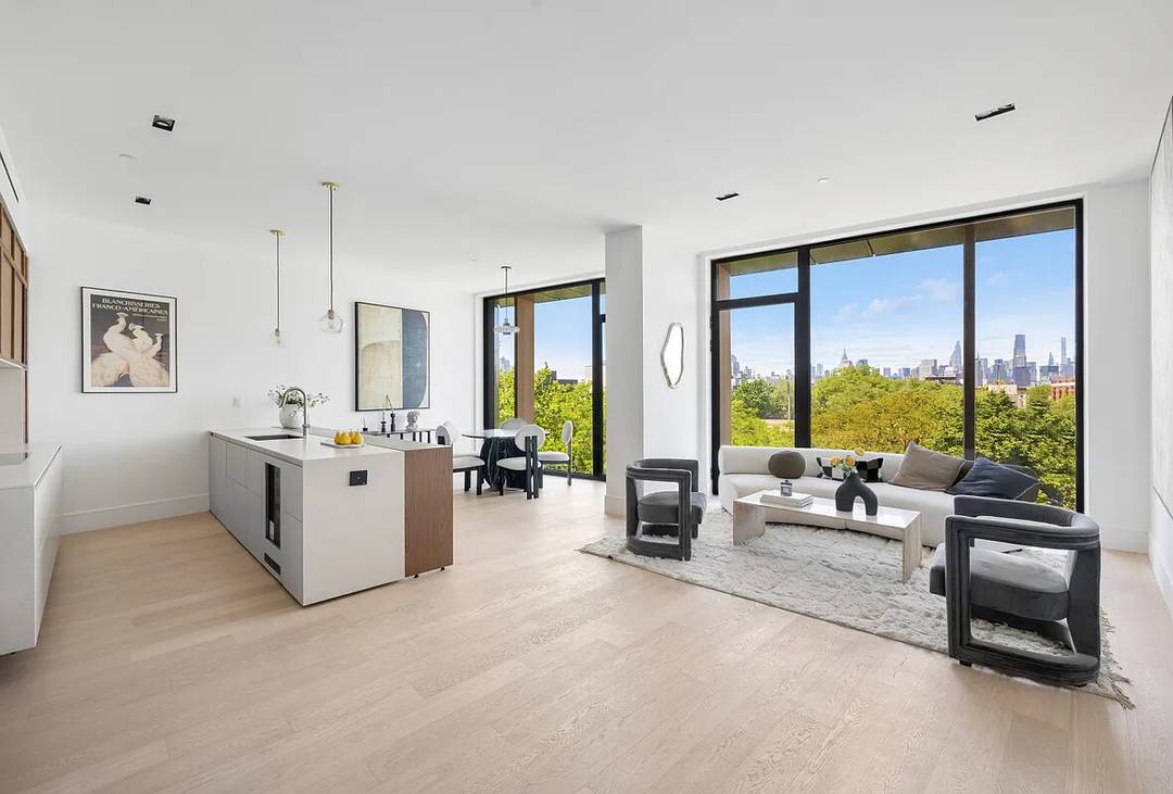 Spacious Two Bedroom with Stunning Unobstructed City Views and a Private Roof Cabana Residence 5A is an oversized, northwest and southwest facing two bedroom, two bathroom home with soaring 10 ...