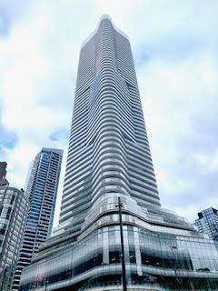 Welcome To This Luxury Condo Located At The Core Of Downtown Toronto.