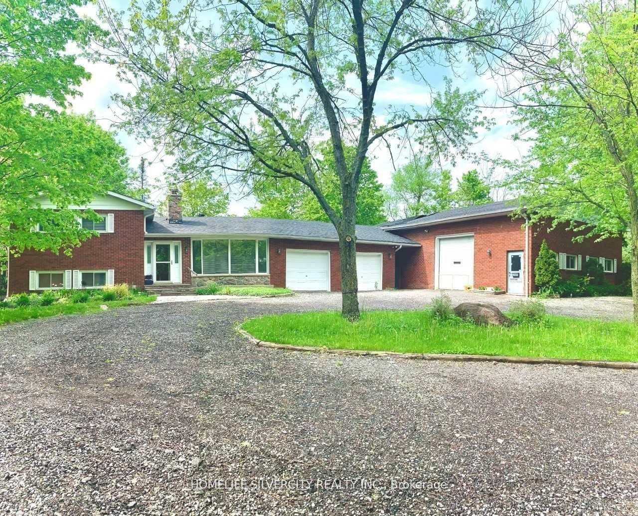 Client Remarks Charming Winding Driveway Leads To A Private 4 Bdrm Side Split Home.