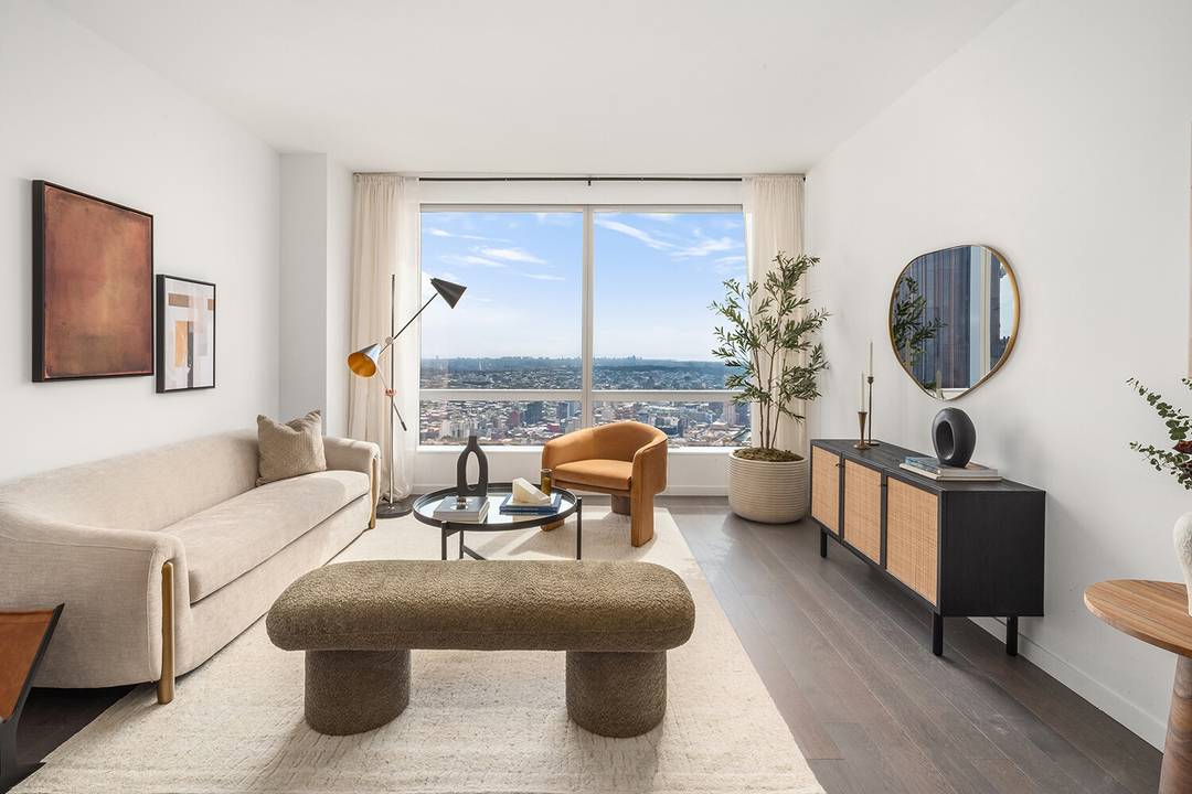 A South Facing 1 Bedroom in the Sky On the 59th floor of Brooklyn Point 1 City Point, this exquisite residence by Katherine Newman Design pairs crisp modern finishes with ...