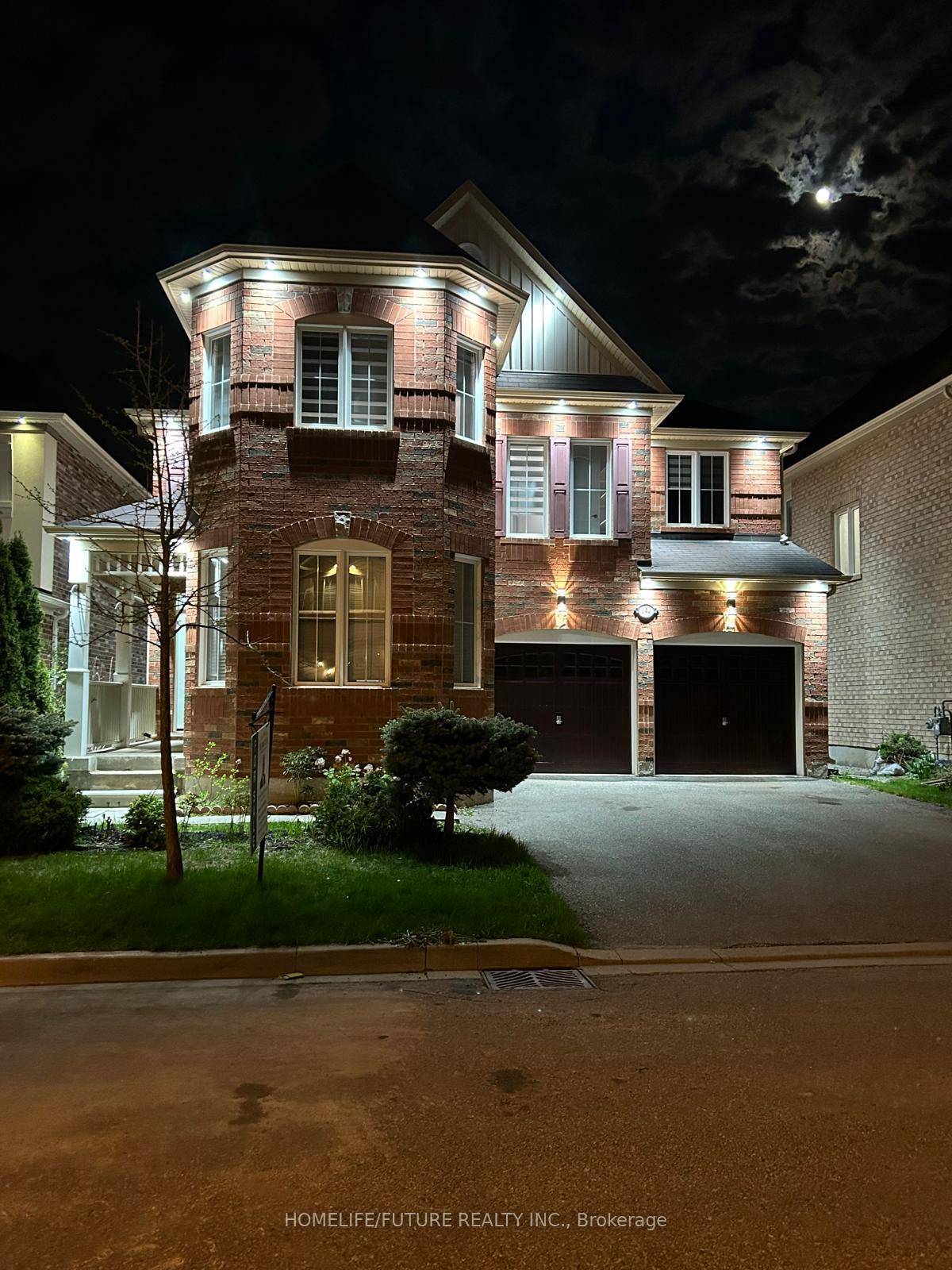 This beautiful 4BR home offers luxurious finishes and a modern design.