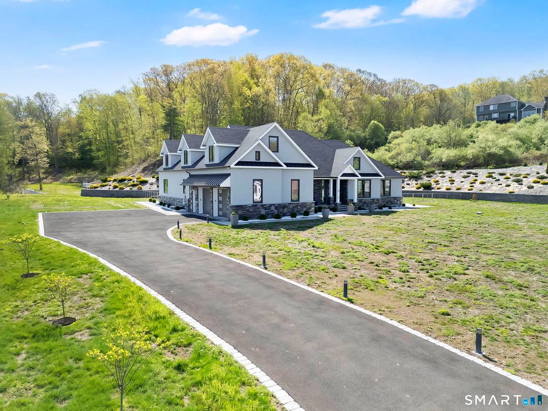 A home that feels like a getaway, every single day !