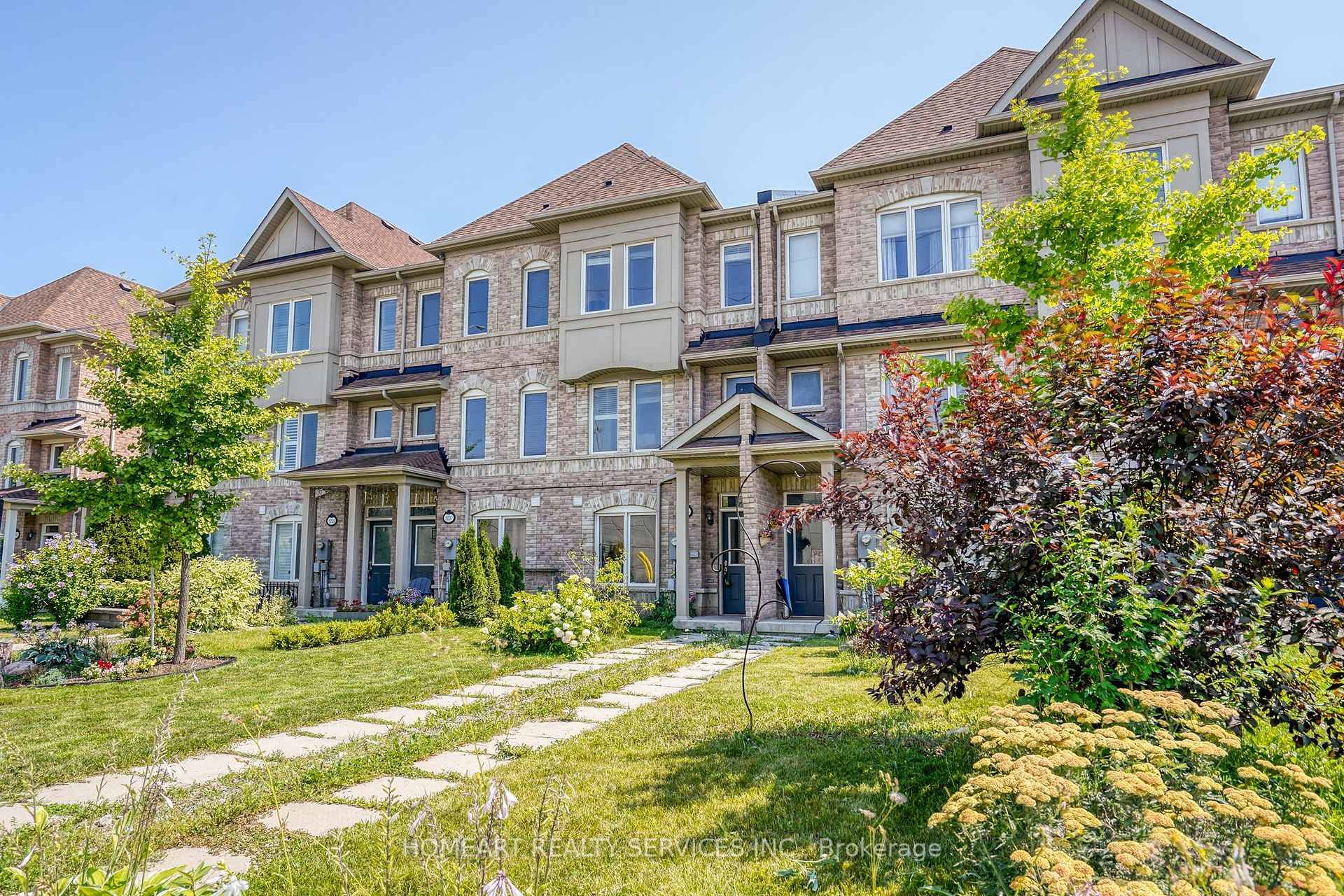 Bright amp ; Spacious Freehold Townhouse, Main Floor Features Bedroom amp ; Bathroom, New Flooring amp ; Freshly Painted, Large Eat In Kitchen, Living dining Combined Walk Out To a ...