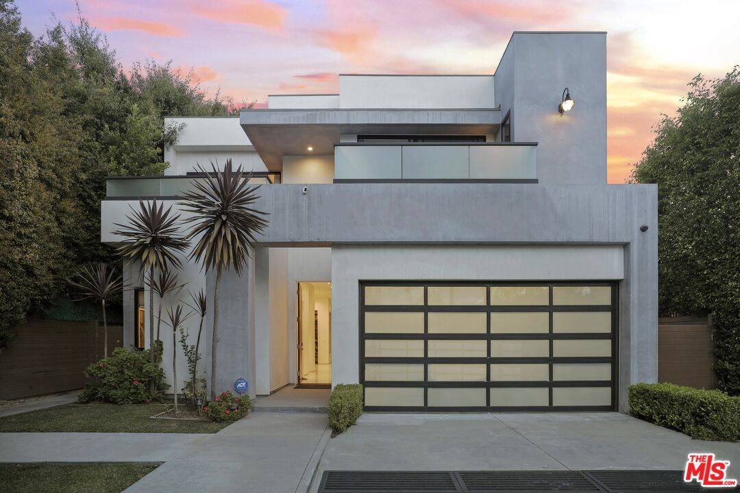 926  N Crescent Heights Blvd 4BR Hollywood Hills East La