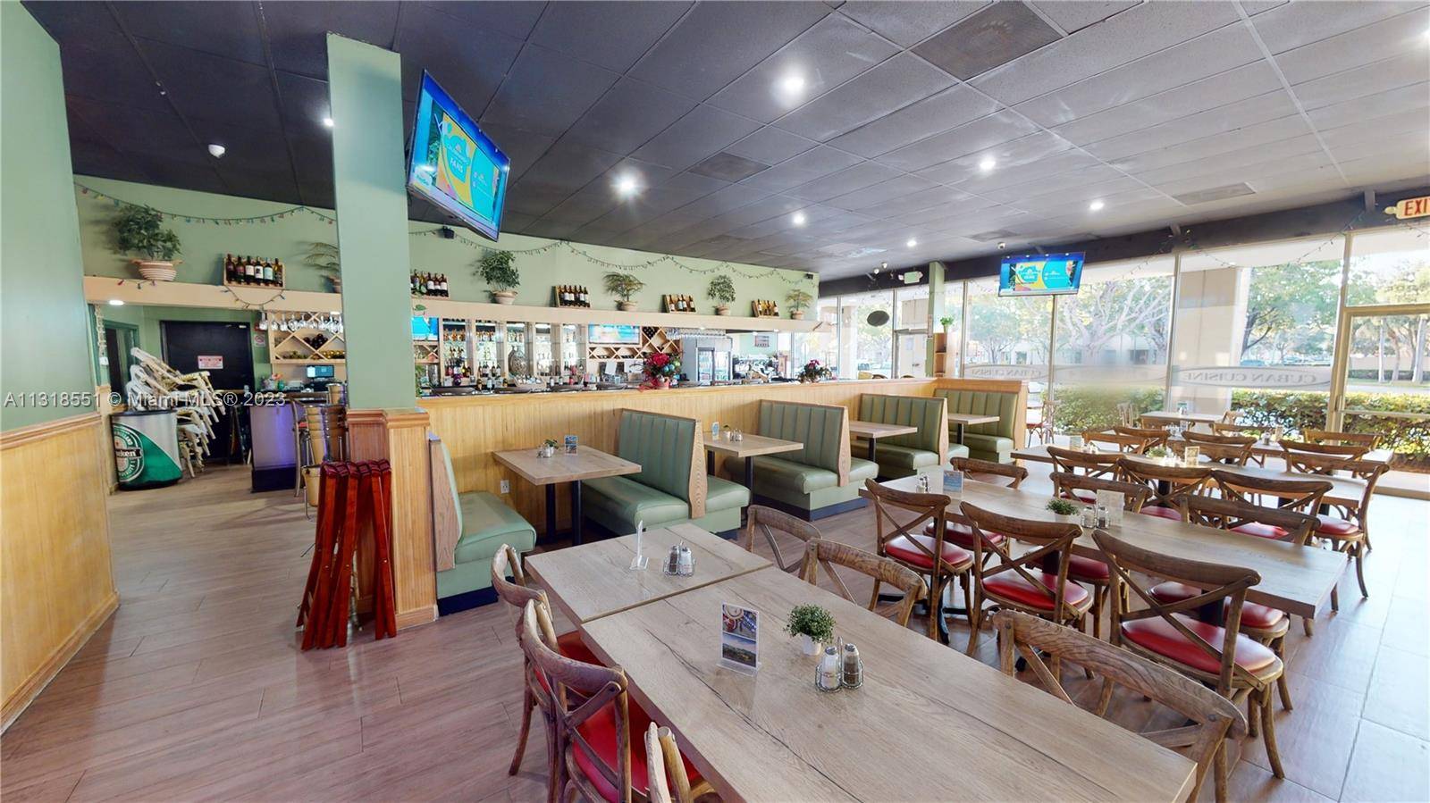 Beautiful Latin Restaurant for sale in Pembroke Pines with 1M sales in 2022.