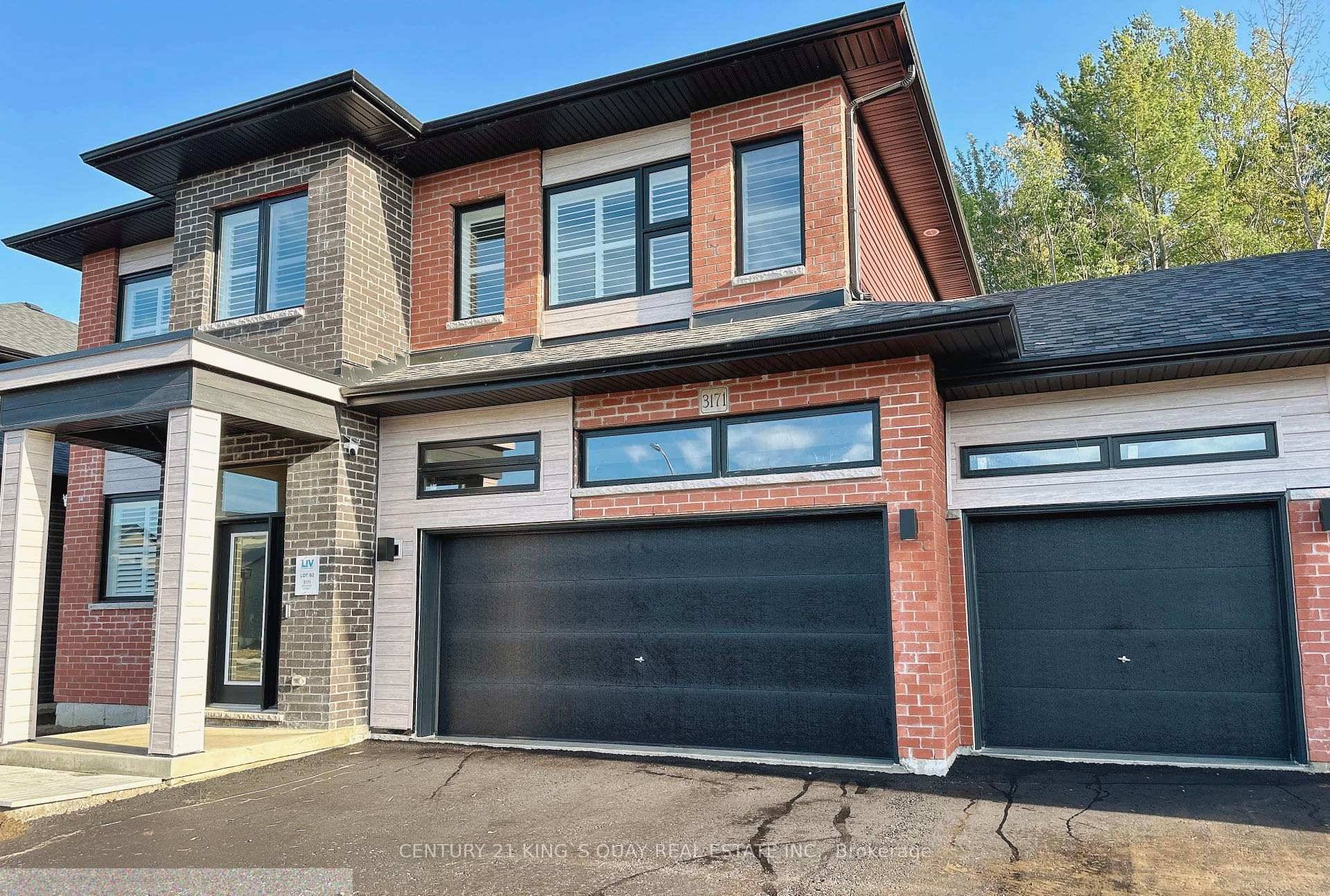Luxury Lakeside Living at Serenity Bay !