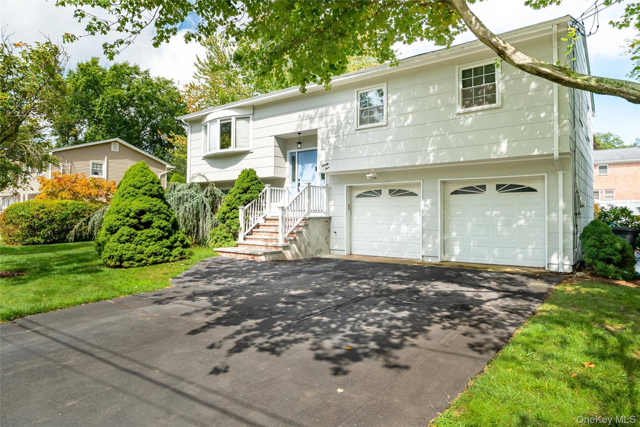 Welcome to 25 Meyer Oval, Pearl River, NY, a quiet tree lined street in one of the ares most desirable neighborhoods.