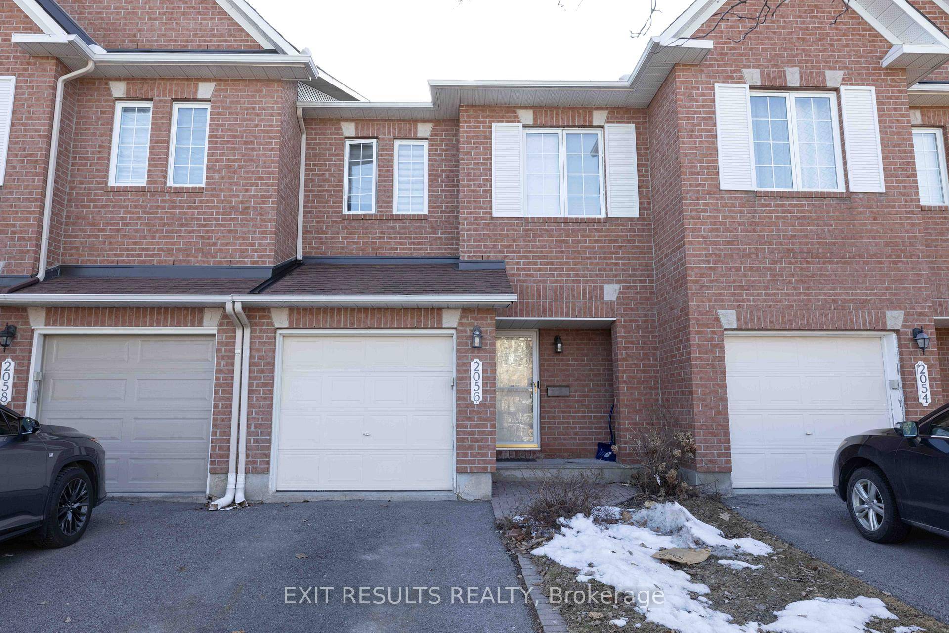Nestled on a peaceful cul de sac in a sought after neighborhood, this beautifully maintained Minto Empire model offers 3 bedrooms, 2.