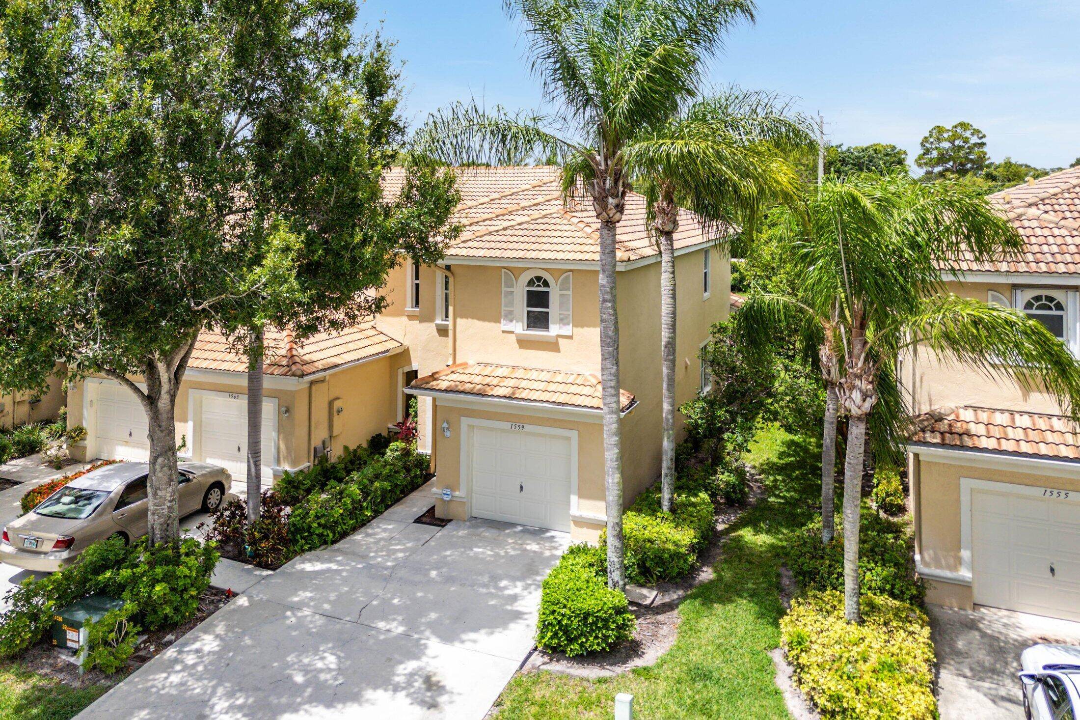 Spacious 3 bedroom, 2. 5 bath townhouse featuring an open floor plan, modern kitchen with newer appliances, freshly painted, new LED lighting throughout the home, new wood laminate and tile ...