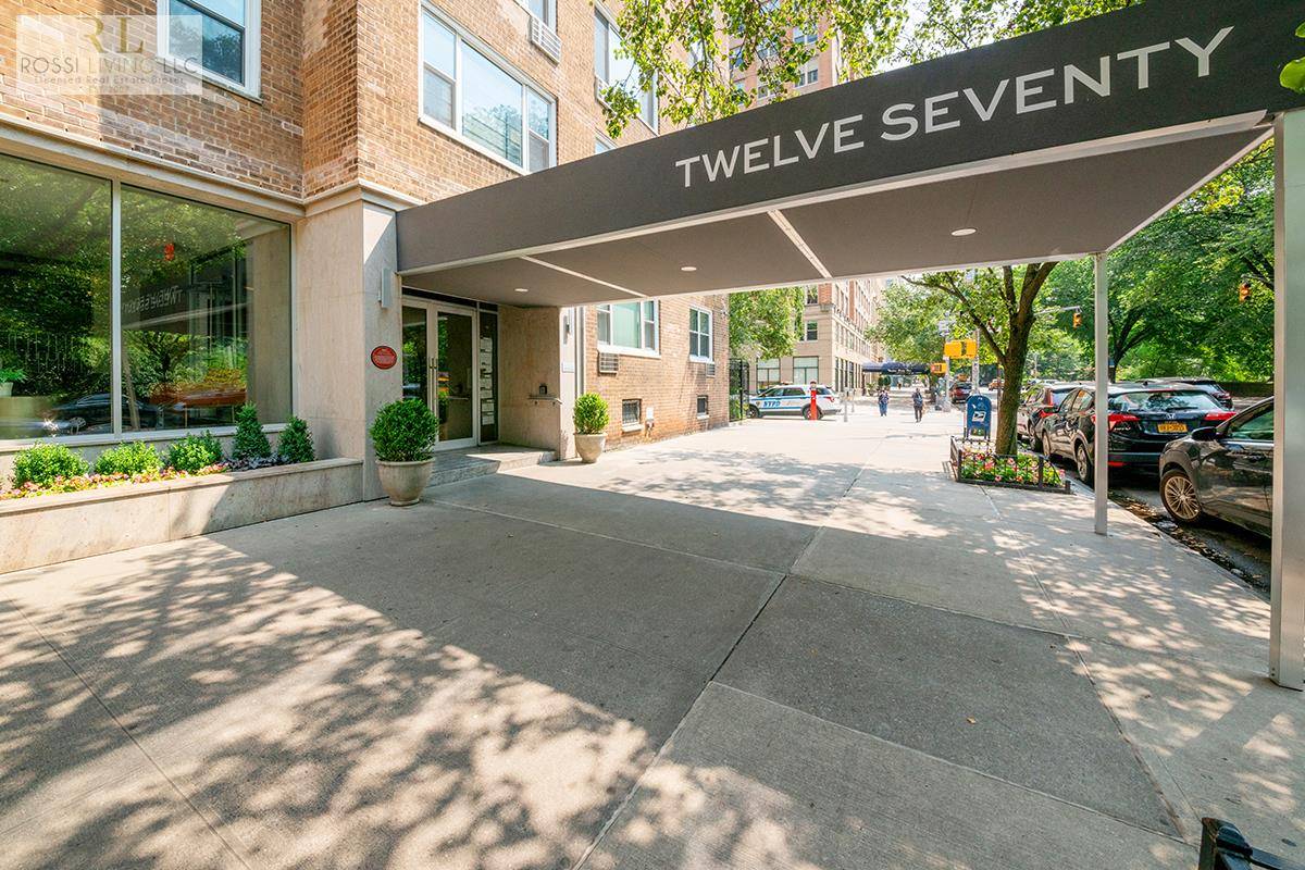 Experience the luxury of Central Park as your front yard with this nice 2 bedroom, 1 bath apartment in a well maintained cooperative with a 24 hour doorman.