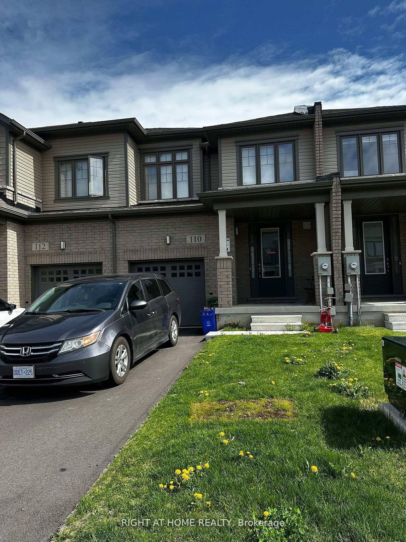 Welcome to your new home in the heart of Mount Hope, Hamilton !