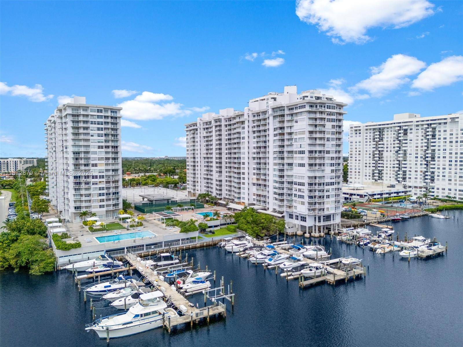 Rare Opportunity Waterfront 3BR 3.