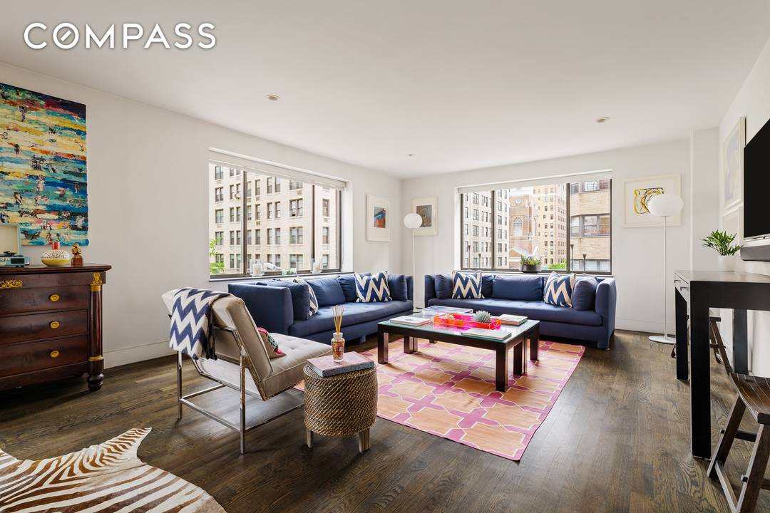 YOUR SEARCH IS OVER ! Don t miss your chance to own this wonderfully bright, spacious, and private, full floor, 2 BR 2 BA residence in a boutique cooperative in ...