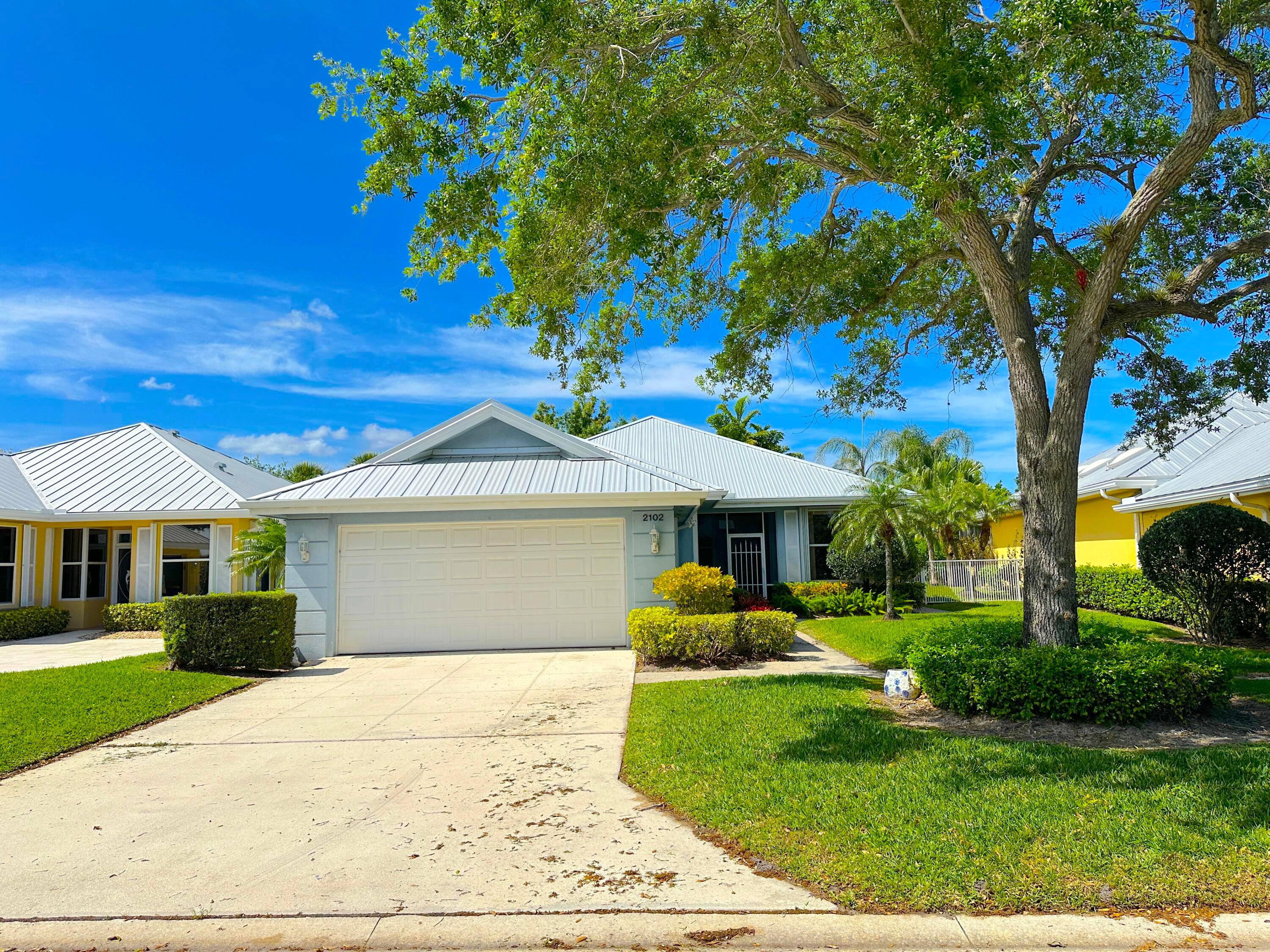 Beautiful 3 2 pool home in the guard gated community of the Meadows in Palm City.