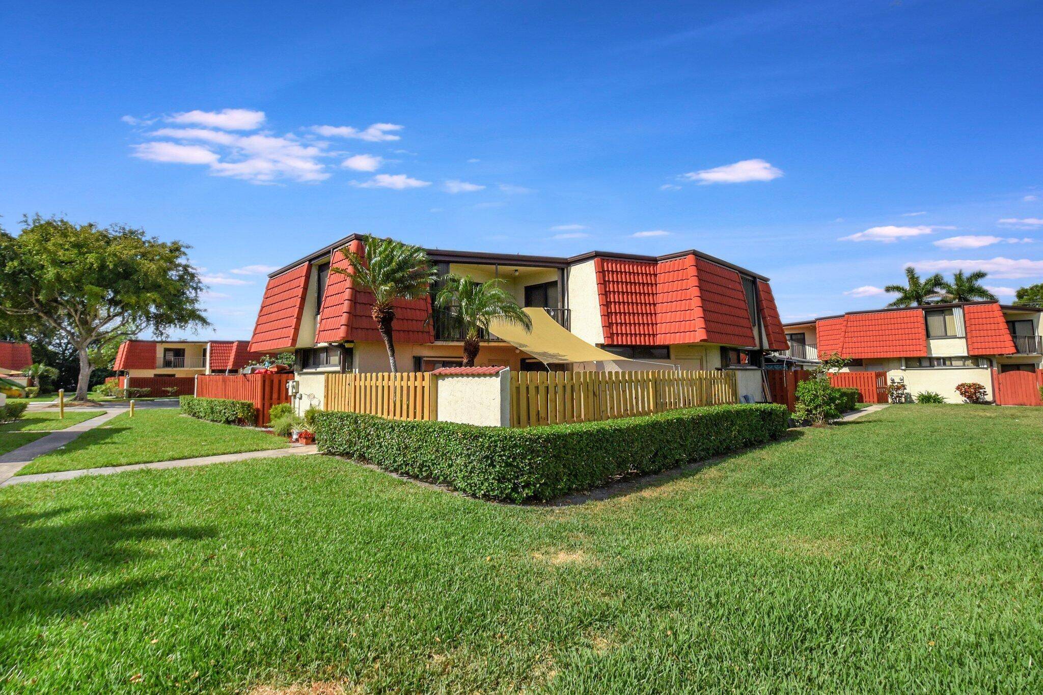 On a Budget ? Great Buying Opportunity with this 2 Bedroom 2.