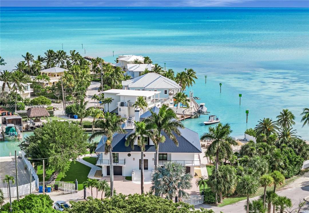 Experience the ultimate Keys lifestyle in this luxurious Islamorada retreat on Lower Matecumbe Key.