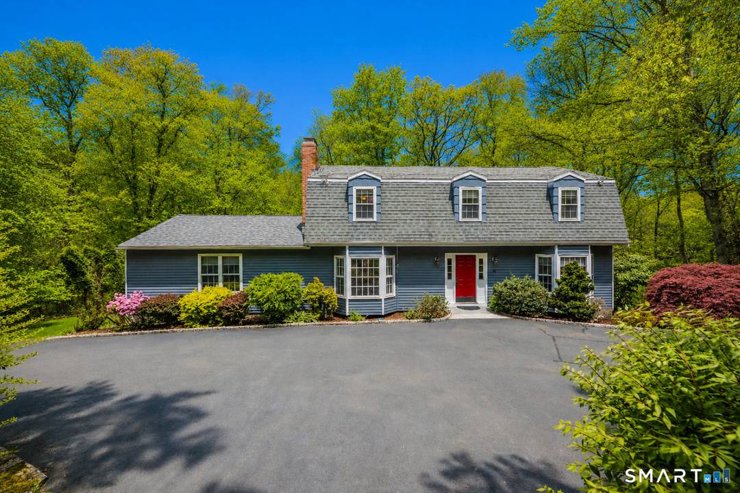 If you're looking for a wonderful home with space for everyone, in an incredible area of town, search no further !