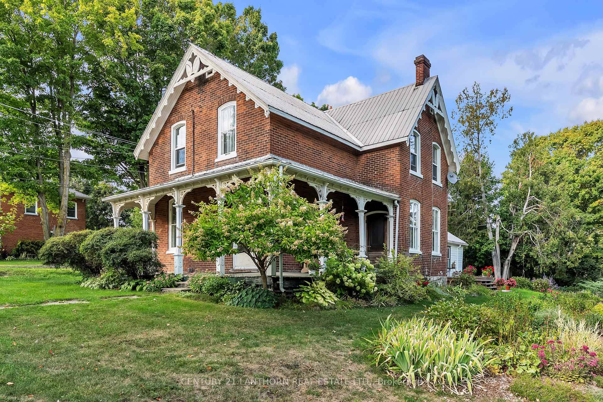 Relax on your veranda in this charming century house, located in the Quaint village of Stirling within walking distance of shops, grocery, bank amp ; parks.