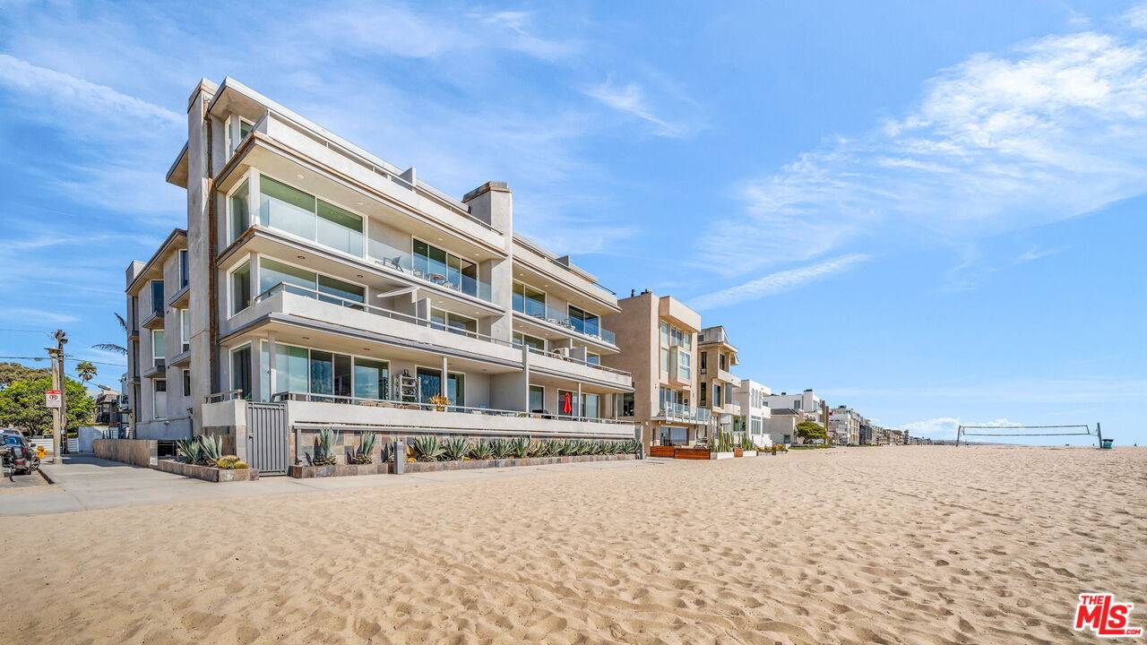 6 Fleet St 3BR Marina Del Rey La