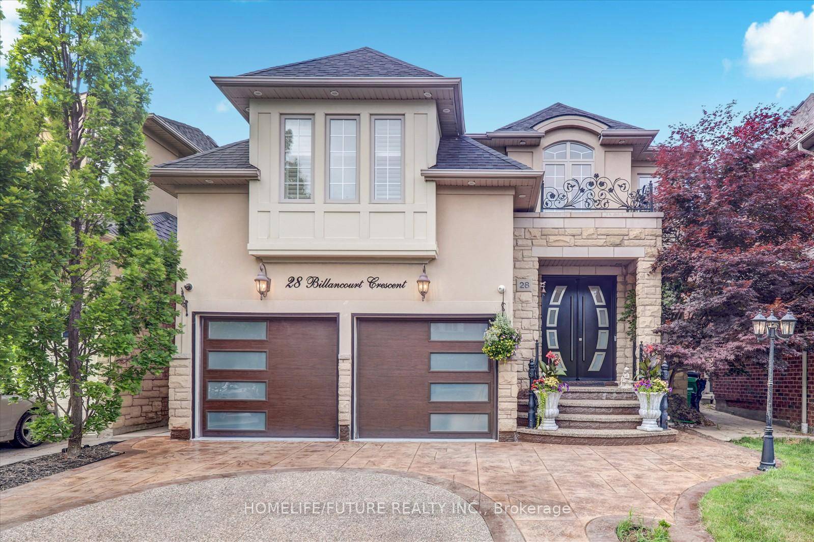 Stunning Fully Upgraded 5 1 Bedroom Home In A Prestigious Brampton Neighbourhood !