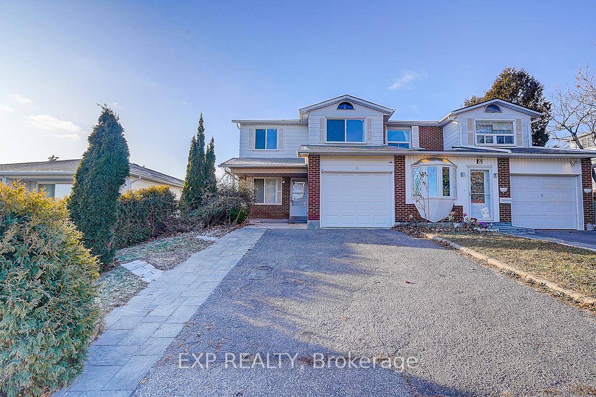Bright amp ; Spacious of The Largest 4 Br Semi Models Open Concept Living amp ; Family Rooms, 34 Ft Front, 126Ft Depth.